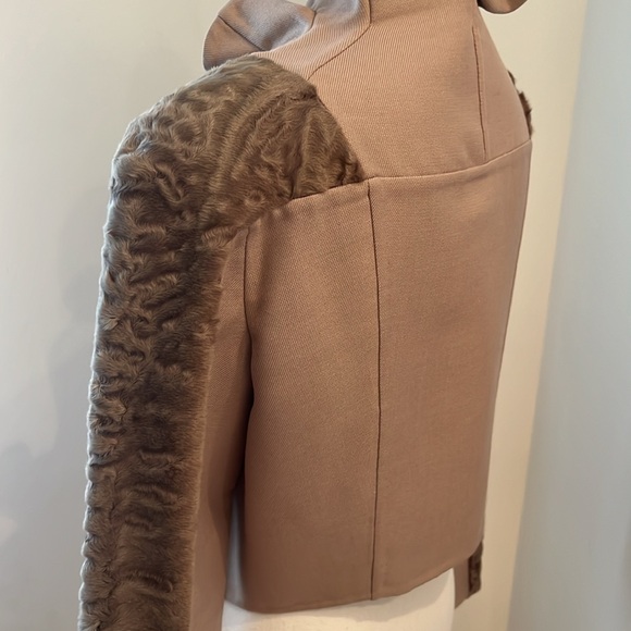 VALENTINO TechnoCOUTURE JACKET Beautiful Nude Color with Lamb fur insert Size 10 - Picture 10 of 15